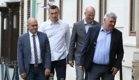 Zagreb, 07.05.2024. - Članovi Domovinskog pokreta dolaze na razgovore u Banske dvore radi dogovora koalicije. Na fotografiji Ivan Penava, Mario Radić, Josip Dabro, Damir Barnafoto HINA/ Admir BULJUBA&Scaron;IĆ/ abu