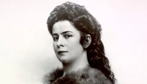 "Sisi: atentat na caricu"Sisi: Assassination of an Empress (2018)