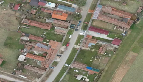 Prikaz Bo&scaron;njaka iz zrakaustupljena fotografija
