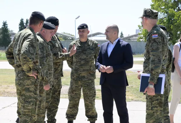 Ministar Ivan Anu&scaron;ić posjetio vinkovačku vojarnu