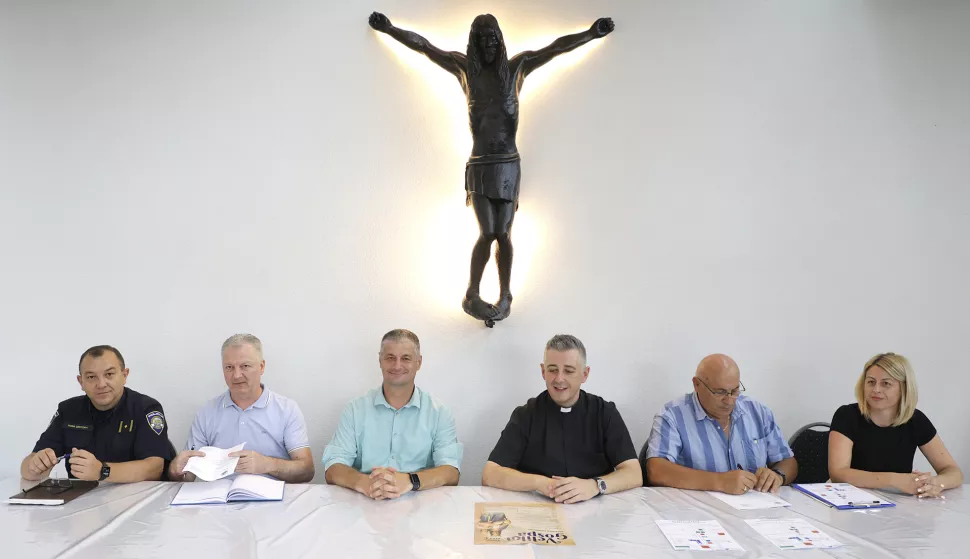 Aljma&scaron;, 08. 08. 2024., Sveti&scaron;te Aljma&scaron;, Aljma&scaron;, Gospa od Aljma&scaron;a, Velika Gospa, press, press uoči Velike GospeSNIMIO BRUNO JOBST