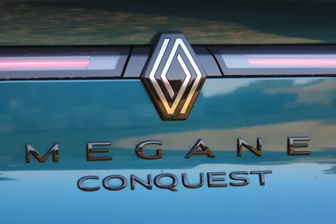 Osijek, 23. 08. 2024, Lijeva obala, katakombe. Renault Megan Conquest, test, Auto Glas.snimio GOJKO MITIĆ