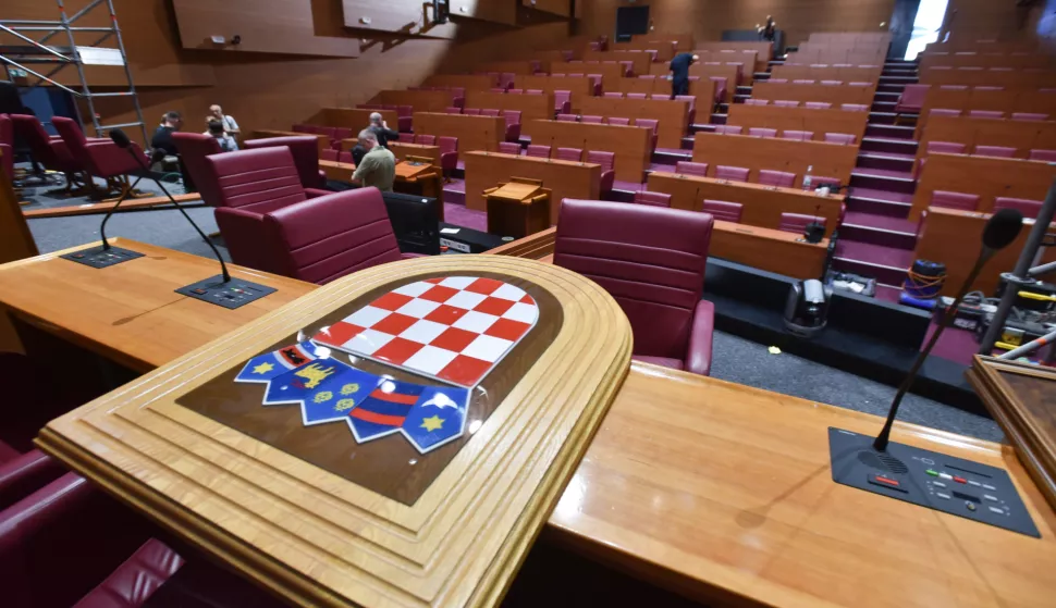 Zagreb, 11.09.2024. - Sjednica Predsjedni&scaron;tva Hrvatskoga sabora s predsjednicima klubova.Na fotografiji zavr&scaron;ni radovi na novoj sabornici.foto HINA/ Edvard &Scaron;U&Scaron;AK/ es