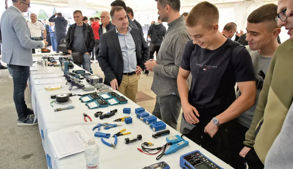 slavonija...Vinkovci...19.09.2024.Tehnolo&scaron;ki park - otvoren Sajam telekomunikacija i poslova u telekomunikacijama;foto Gordan Panić
