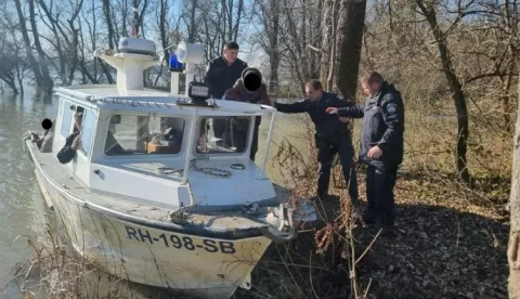 Spa&scaron;avanje migranata