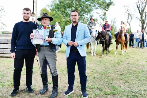 GORNJE PREDRIJEVO, Antonio Puškarić, trećepkasirani Boro Lučenčić i načelnik Berislav Androš, 29.09.2024., snimio Robert Turkalj