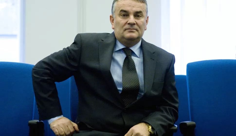 Zagreb, 27.02.2013 - Osječki poduzetnik Drago Tadić nepravomoćno je danas osuđen na dvije godine zatvora zbog pokuaja podmićivanja neimenovanih sudaca Vrhovnog suda s namjerom da se izmjeni osuđujuća presuda Branimiru Glavau.foto FaH/ Tomislav PAVLEK /ds