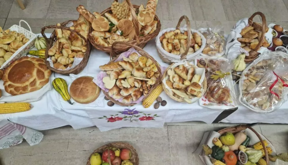 Izložba pekarskih proizvoda i jesenskih plodova