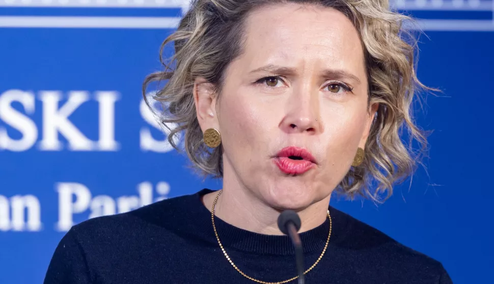 Zagreb, 06.11.2024. - Konferencija za medije saborske zastupnice Ivane Kekin o američkim predsjedničkim izborima te ostalim aktualnim temama.Na fotografiji Ivana Kekin.foto HINA/ Edvard &Scaron;U&Scaron;AK/ es