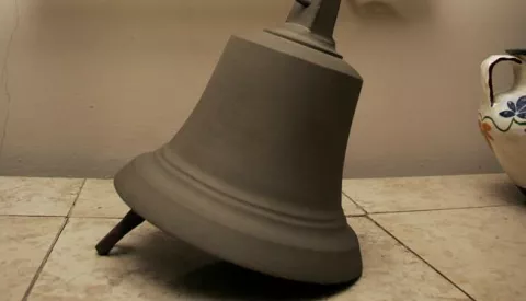 OSIJEK, 11. 10. 2006, ULICA KARDINALA ALOJZIJA STEPINCA, KARLO HARTH ČOVIJEK KOJI JE SPASIO ZVONO SA ČINGI - LINGI ČARDE...snimio GOJKO MITIĆ