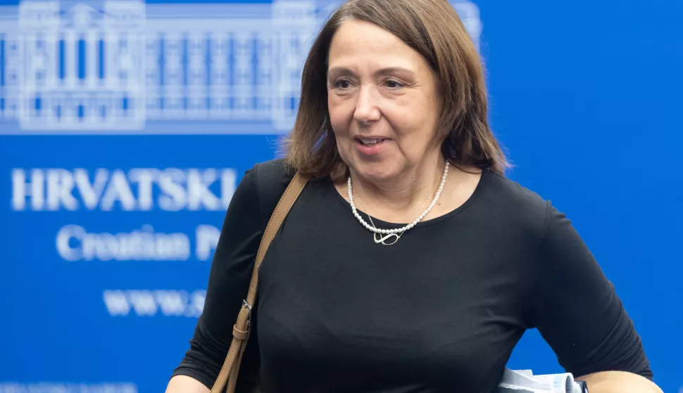 Zagreb, 26.11.2024. - Na saborskom Odboru za zdravstvo i socijalnu politiku saslušana je kandidatkinja za novu ministricu zdravstva Irena Hrstić koju je Odboru predstavio predsjednik Vlade Andrej Plenković, nakon čega su joj zastupnici postavljati pitanja.Na fotografiji Irena Hrstić.foto HINA/ Edvard ŠUŠAK/ es