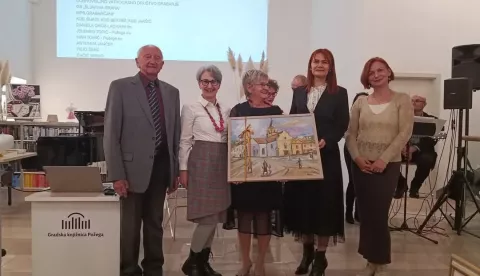 POŽEGAManifestacijom "Peićevci za 10" i promocijom pete zajedničke zbirke radova Udruga zavičajnih pisaca i slikara Požeško-slavonske županije "Matko Peić" obilježila je desetu godinu postojanjaprosinac 2024.