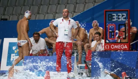 Tokio, 08.08.2021 - Utakmica vaterpolo turnira Olimpijskih igara Tokio 2020 za peto mjesto, Hrvatska - SAD. Na slici izbornik Ivica Tucak.foto HINA/ Damir SENCAR/ ds