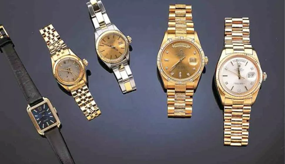 ROLEX/SKUPI SATOVI/STATUSNI SIMBOL------3 st color ekonomija (molim obrisati brojeve uz satove)