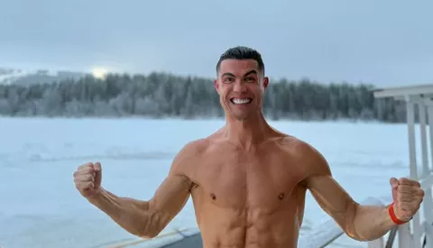 Cristiano Ronaldo pratiteljima iz Laponije poslao božićnu čestitku. Pokazao je i odličnu tjelesnu formu.