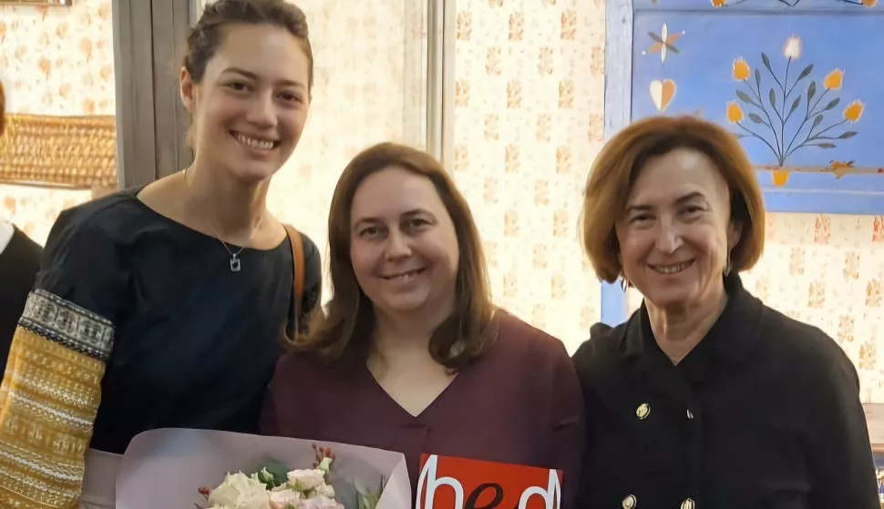 T&Uuml;NDE &Scaron;IPO&Scaron; ŽIVIĆ (u sredini), etnologinja, dobila državnu nagradu2024.MSO