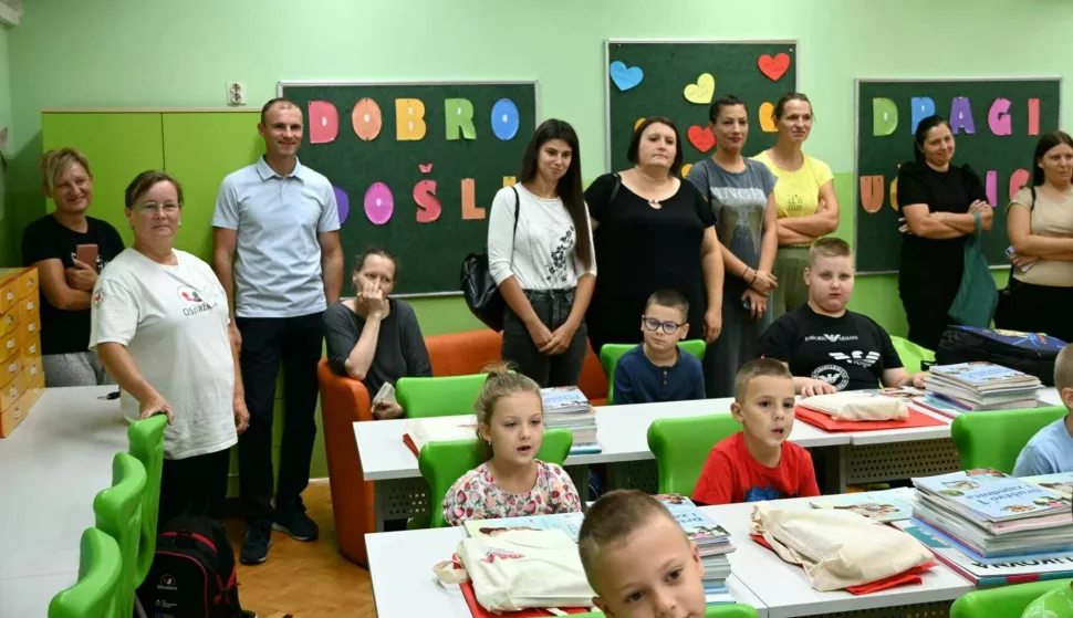Općina Vladislavci običajno darivala i učenike i vrtićarce