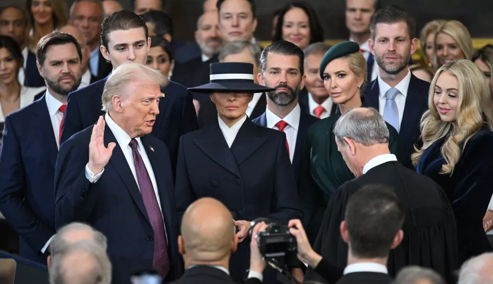epa11839194 Donald Trump is sworn in as the 47th US President in the US Capitol Rotunda in Washington, DC, USA, 20 January 2025. EPA/SAUL LOEB/POOL