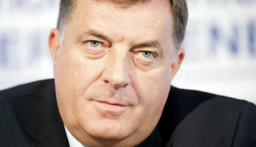 epa05725510 (FILE) - A file picture dated 21 September 2015 shows The President of the Republika Srpska, entity of Bosnia and Herzegovina, Milorad Dodik during a press conference of the FPOe party concerning the relationship between Austria and Republika Srpska in Vienna, Austria. The US Treasury Department's Office of Foreign Assets Control (OFAC) on 17 January 2017 by executive order blocked all US assets of Dodik and prohibited US citizens from deals with Dodik for obstructing the 1995 Daytona Peace Accords. The Daytona Peace Agreement signed on 14 December 1995 had put an end to the Bosnian War and established a political division of Bosnia And Herzegovina. EPA/GEORG HOCHMUTH AUSTRIA OUT
