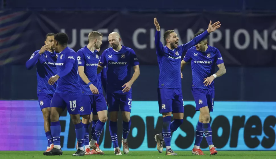 Zagreb, 29.01.2025 - Susret 8. kola nogometne Lige prvaka Dinamo - Milan. Na slici igrači Dinama slave zgoditak koji je dao Marko Pjaca.foto HINA/ Damir SENČAR/ ds