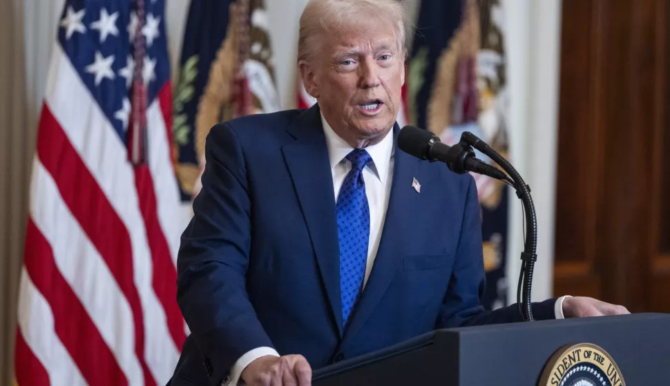 epa11861525 US President Donald Trump speaks before signing the Laken Riley Act in the East Room of the White House in Washington, DC, USA, 29 January 2025. The law, named after a Georgia student murdered by an undocumented immigrant is the first bill of the second Trump administration. EPA/JIM LO SCALZO/POOL