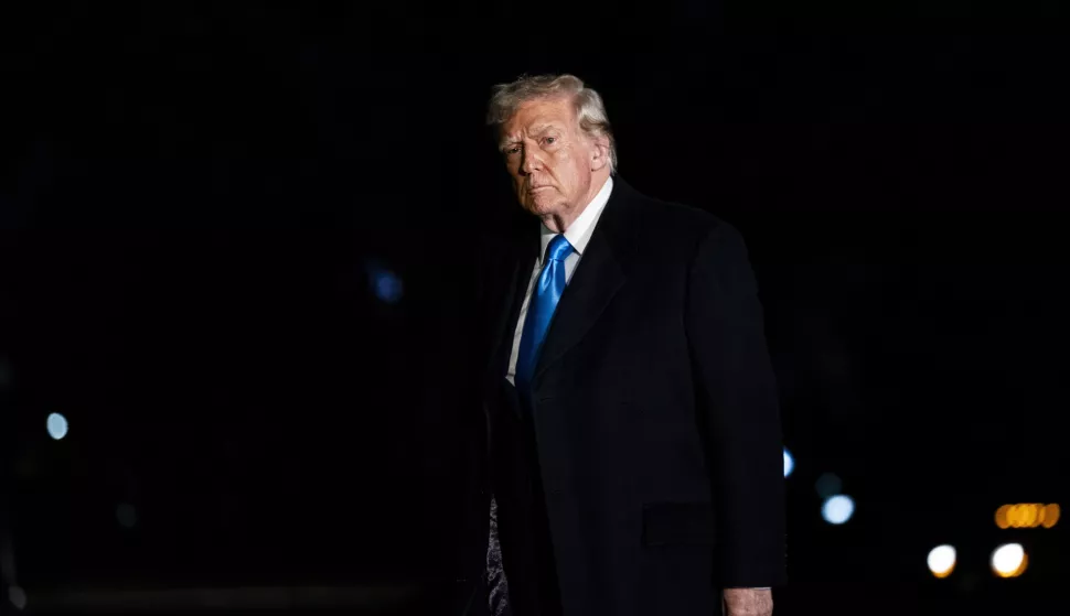epa11871432 US President Donald Trump walks on the South Lawn of the White House after arriving on Marine One in Washington, DC, USA, on 02 February 2025. Trump's upcoming 25% tariffs on goods from Canada and Mexico and 10% duties on products from China are set to ricochet through households, raising prices for a wide range of items including vegetables, fruits and cars. EPA/Al Drago/POOL