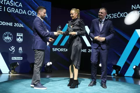 Osijek, 04. 02. 2025, Kulturni centar Osijek, Koncertna dvorana Franjo Krežma. 67. izbor najuspješnijih sportaša i sportskih koletiva grada Osijeka i OBŽ Sportaš godine 2024. Ivan Radić, Donna Vekić i Mato Lukić.snimio GOJKO MITIĆ