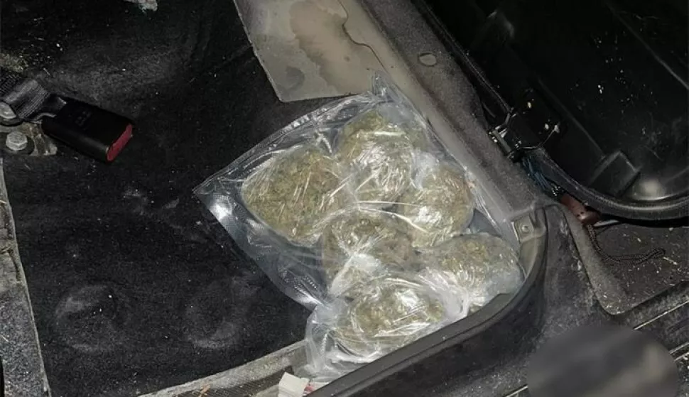 Marihuana ispod sjedala