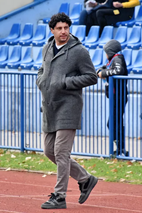 sport...vinkovci...02.12.2023.supersport 1. nl 2023/24 - 17. kolo; cibalia - sibenik- mario carevic, trener hnk sibenik;foto Gordan Panić