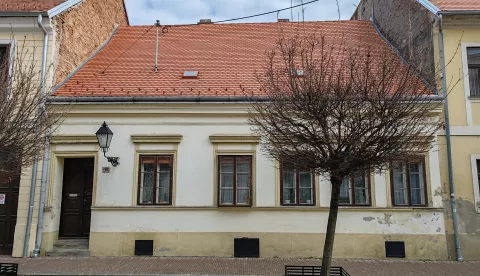 KUĆA HOLZNERGrgur VremeplovacOsijek, 9. veljače 2025.Snimio: Grgur Marko Ivanković