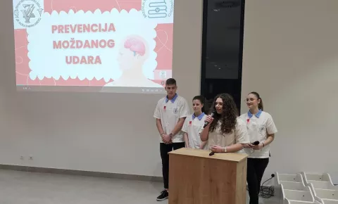 Vinkovci, 7. 2. 2025. Dan crvenih haljina