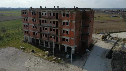 Zgrada u Cerni,arhiva