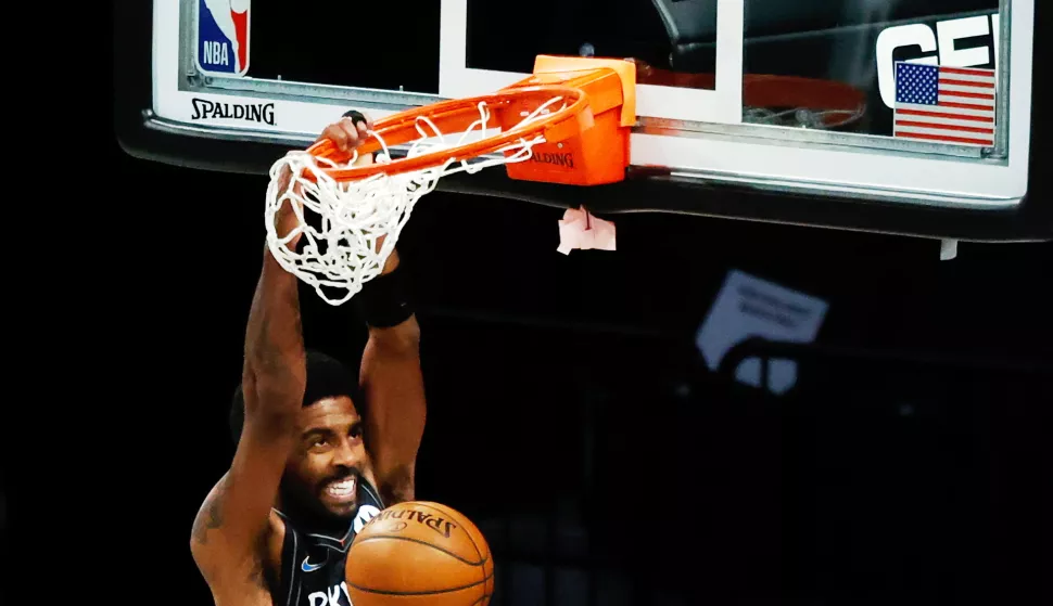 epaselect epa09117719 Brooklyn Nets guard Kyrie Irving EPA/JASON SZENES SHUTTERSTOCK OUT