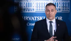 Zagreb, 11.02.2025. -David Vlajčić obratio se novinarima nakon glasanja o potvrdi njega kao ministra poljoprivrede.Na fotografiji David Vlajčić.foto HINA/ Edvard &Scaron;U&Scaron;AK/ es