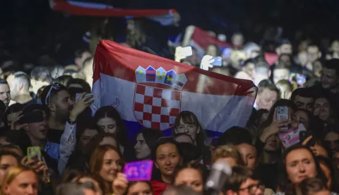 09.12.2023., Frankfurt - Hrvatska Noc, spektakularan koncert u Frankfurtu, 10 izvođača,10 sati glazbenog programa za 13 000 posjetitelja. Najvece je okupljanje Hrvata i njihovih prijatelja u iseljenistvu. Dogadjaj na koji se ceka cijelu godinu. Na koncertu u Frankfurtu veceras nastupaju najvece hrvatske glazbene zvijezde: Petar Grašo, Prljavo kazaliste, Jole, Jelena Rozga, Mate Bulic, Zlatko Pejaković, Crvena jabuka, Miroslav Škoro, Mladen Grdovic, Sinisa Vuco. Tisuce Hrvata i njihovih gostiju koji u Frankfurt dolaze iz Novog Zelanda, SAD, Europe i cijelog svijeta. Photo: Igor Soban/PIXSELL