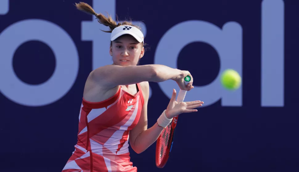 Elena Rybakina of Kazakhstan plays a forehand against Rebecca Sramkova of Slovakia during the day four of the Qatar TotalEnergies Open, part of the Hologic WTA Tour at Khalifa International Tennis and Squash Complex on February 12, 2025 in Doha, Qatar. (Photo by Tnani Badreddine/DeFodi Images) Photo: Tnani Badreddine/DeFodi Images/DEFODI