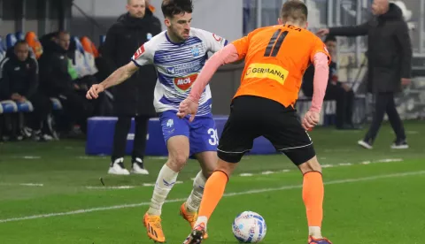Osijek, 24. 01. 2025, Opus Arena. Nogomet. SuperSport HNL 24/25. Osijek - Šibenik. Domagoj Bukvić (39).snimio GOJKO MITIĆ