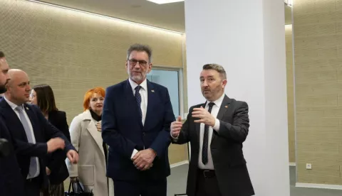 Ministar znanosti, obrazovanja i mladih Radovan Fuchs u posjetu vukovarskom veleučilištu