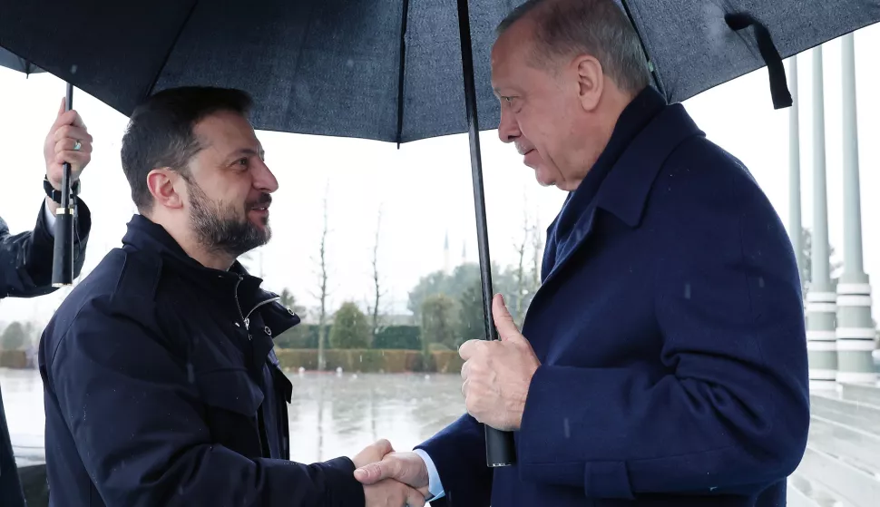 epa11904588 A handout photo made available by the Turkish Presidential Press Office shows Turkish President Recep Tayyip Erdogan (R) welcoming Ukrainian President Volodymyr Zelensky (L) before their meeting at the Presidential Palace in Ankara, Turkey, 18 February 2025. EPA/TURKISH PRESIDENTIAL PRESS OFFICE HANDOUT HANDOUT EDITORIAL USE ONLY/NO SALES