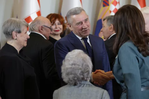 Inauguracija predsjednika Republike Hrvatske Zorana Milanovića koji u utorak u Uredu predsjednika na Pantovčaku polaže prisegu za svoj drugi petogodišnji mandat.