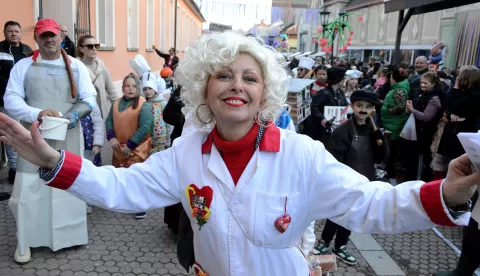 đakovo, 3 veljače 2024, 15,00 sati, đakovački bušari, buše, novinar suzana župansnimio zdenko pušić