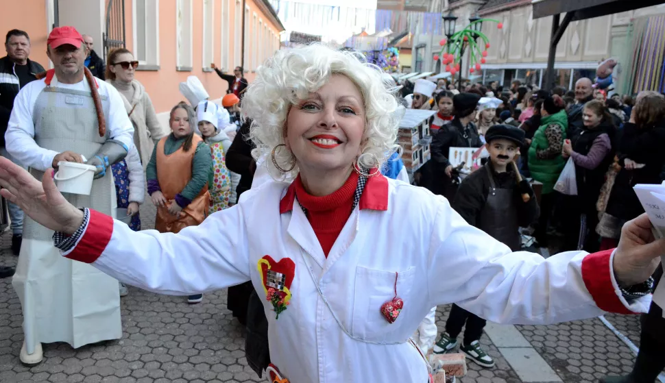 đakovo, 3 veljače 2024, 15,00 sati, đakovački bušari, buše, novinar suzana župansnimio zdenko pušić