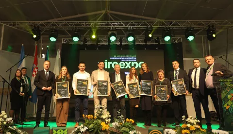 28. Viroexpo