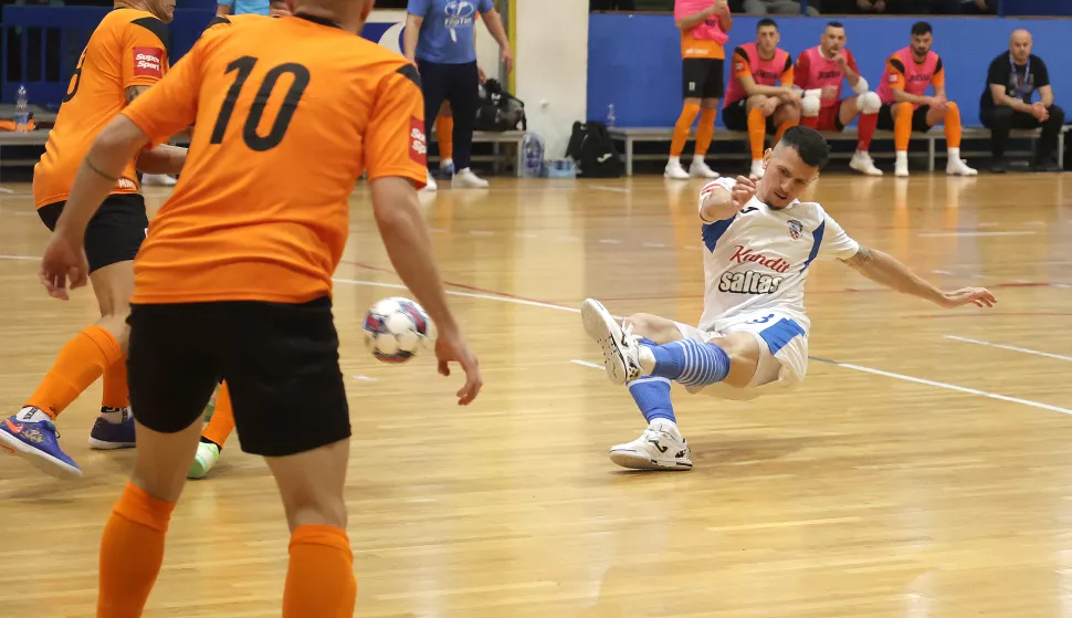 Osijek, 15. 02. 2025., SD Zrinjevac, Osijek - Crnica, SuperSport HMNLSNIMIO BRUNO JOBST