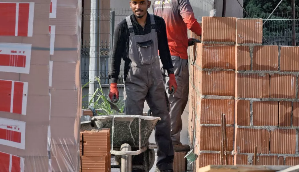 slavonija...vinkovci...17.07.2024.radove na izgradnji novog djecijeg vrtica "mali princ" obisao gradonacelnik ivan bosancic;foto Gordan Panić