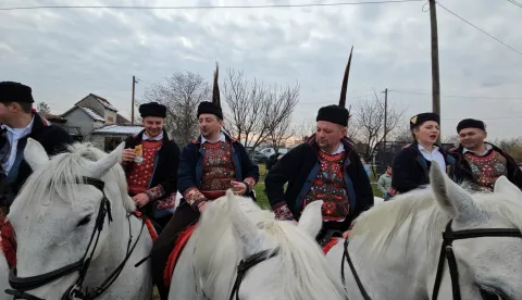 Pokladno jahanje u Tenji