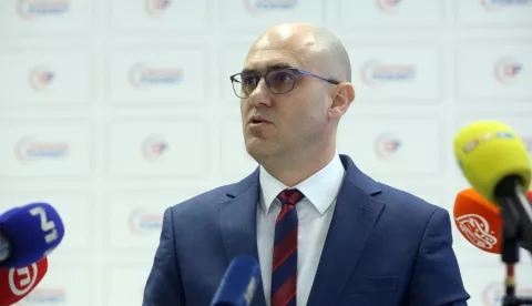 Zagreb, 24.02.2025 - Glavni tajnik Domovinskog pokreta Josip Dabro održao je konferenciju za novinare o stanju u Hrvatskim šumama. Na fotografiji Josip Dabro. foto HINA/ Denis CERIĆ /dc