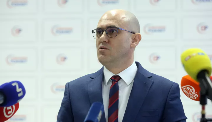 Zagreb, 24.02.2025 - Glavni tajnik Domovinskog pokreta Josip Dabro održao je konferenciju za novinare o stanju u Hrvatskim šumama. Na fotografiji Josip Dabro. foto HINA/ Denis CERIĆ /dc
