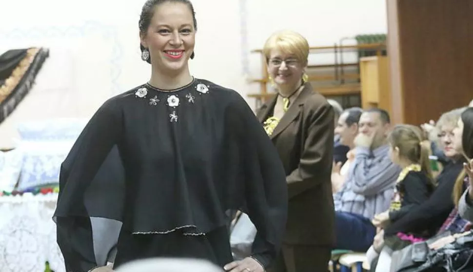 OSIJEK, 22. 02. 2017, SVAČIĆEVA 36. OKAČKA GRANA, OKAČKA MODNA REVIJA "STAZAMA TRADICIJE V".snimio GOJKO MITIĆ