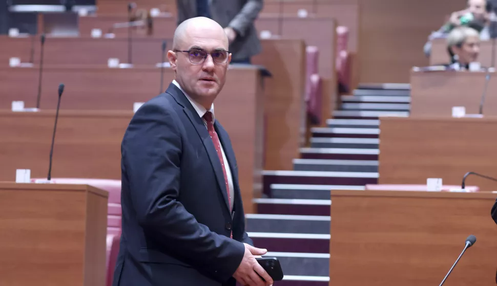 12.02.2025., Zagreb - Sabor 5. sjednicu nastavlja raspravom o Prijedlogu zakona o izmjenama i dopunama Zakona o odnosima Republike Hrvatske s Hrvatima izvan Republike Hrvatske. Photo: Patrik Macek/PIXSELL